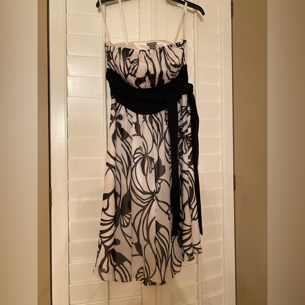 Ann Taylor strapless dress